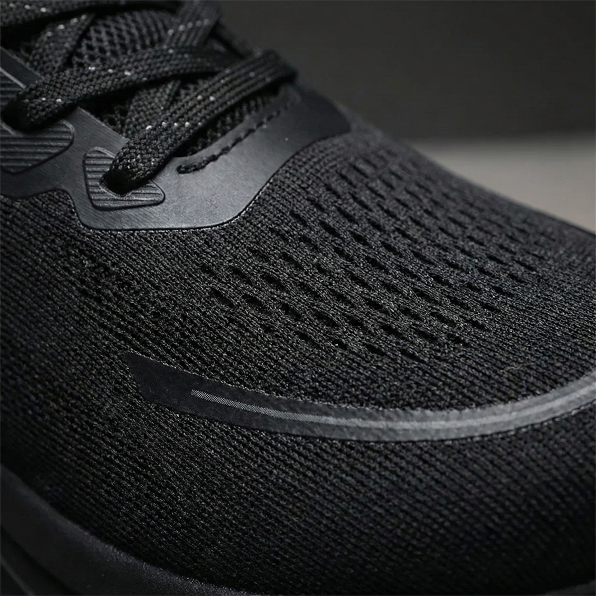 Niel Running Shoes