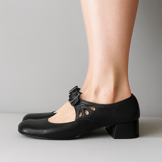 Classic orthopaedic everyday leather flats for women | Mary