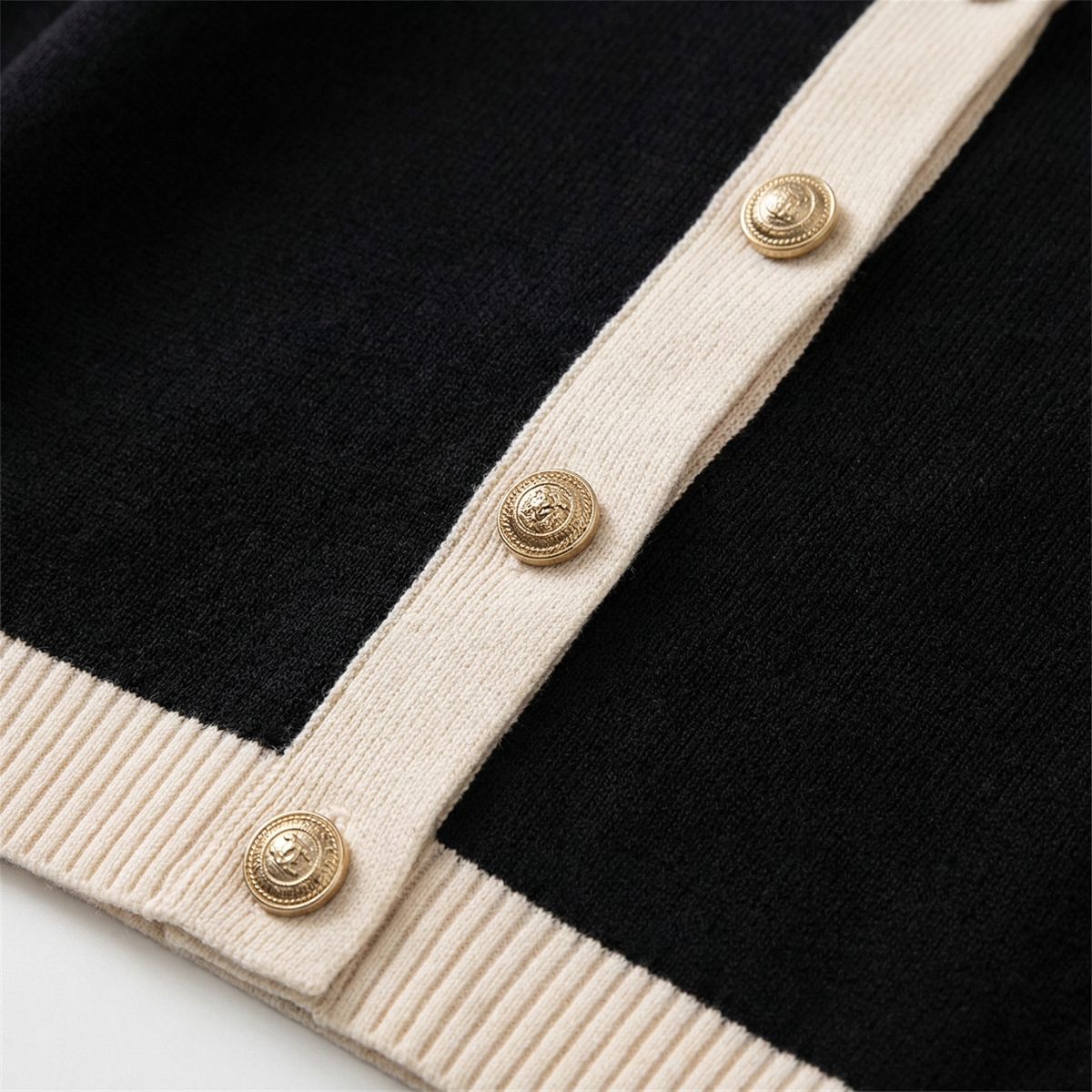 Klare Knitted Long Sleeve Outerwear