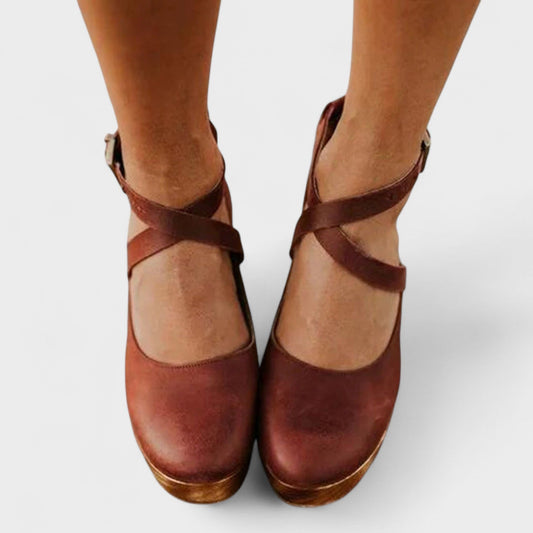 Heeled sandals with supportive design for women | Prim