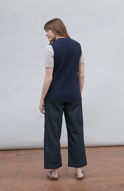 Womens Lambswool V Neck Waistcoat with Pockets