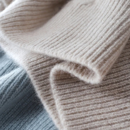 Women’s turtleneck cashmere sweater | Camille