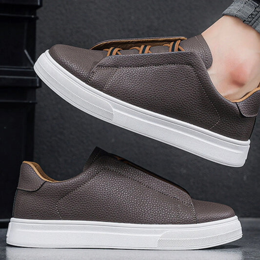 Classic leather everyday trainers for men | Vera
