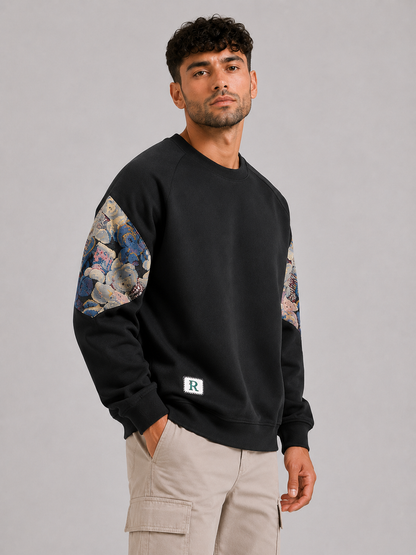 Mochuang Embroidered Pullover Sweatshirt