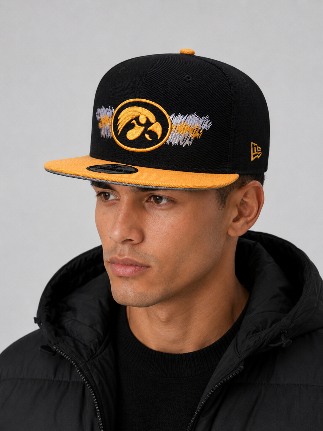Black Iowa Hawkeyes Two-Tone 9FIFTY Snapback Hat