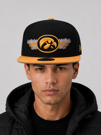 Black Iowa Hawkeyes Two-Tone 9FIFTY Snapback Hat