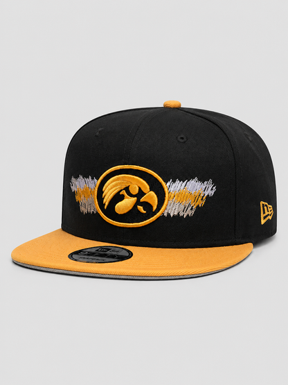 Black Iowa Hawkeyes Two-Tone 9FIFTY Snapback Hat