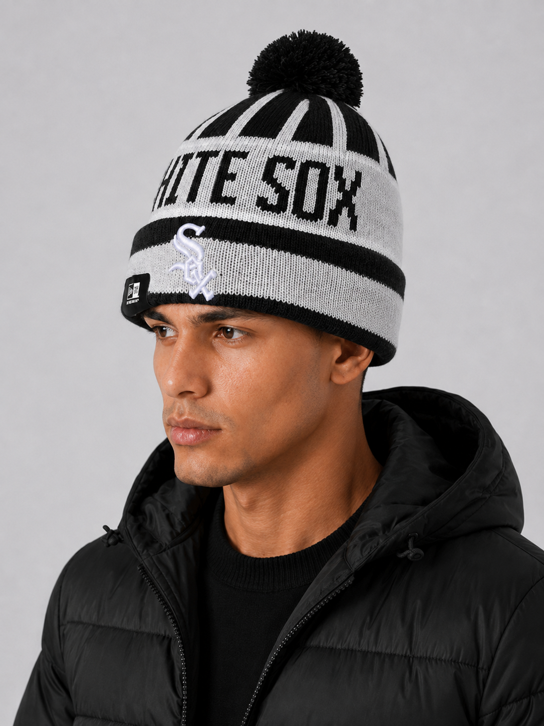 Chicago White Sox Classic Pom Cuffed Knit Beanie Hat