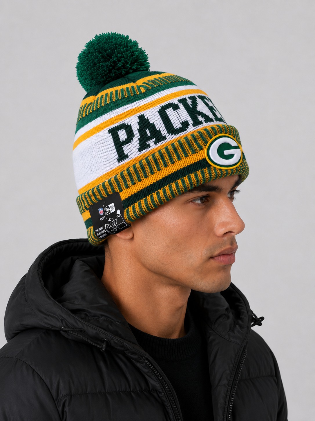 47 Green Bay Packers Green Breakaway Cuff Pom Mens Knit Hat