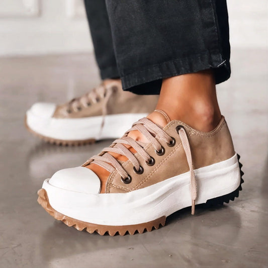 Low-top shoes with thick sole for women | Gianna