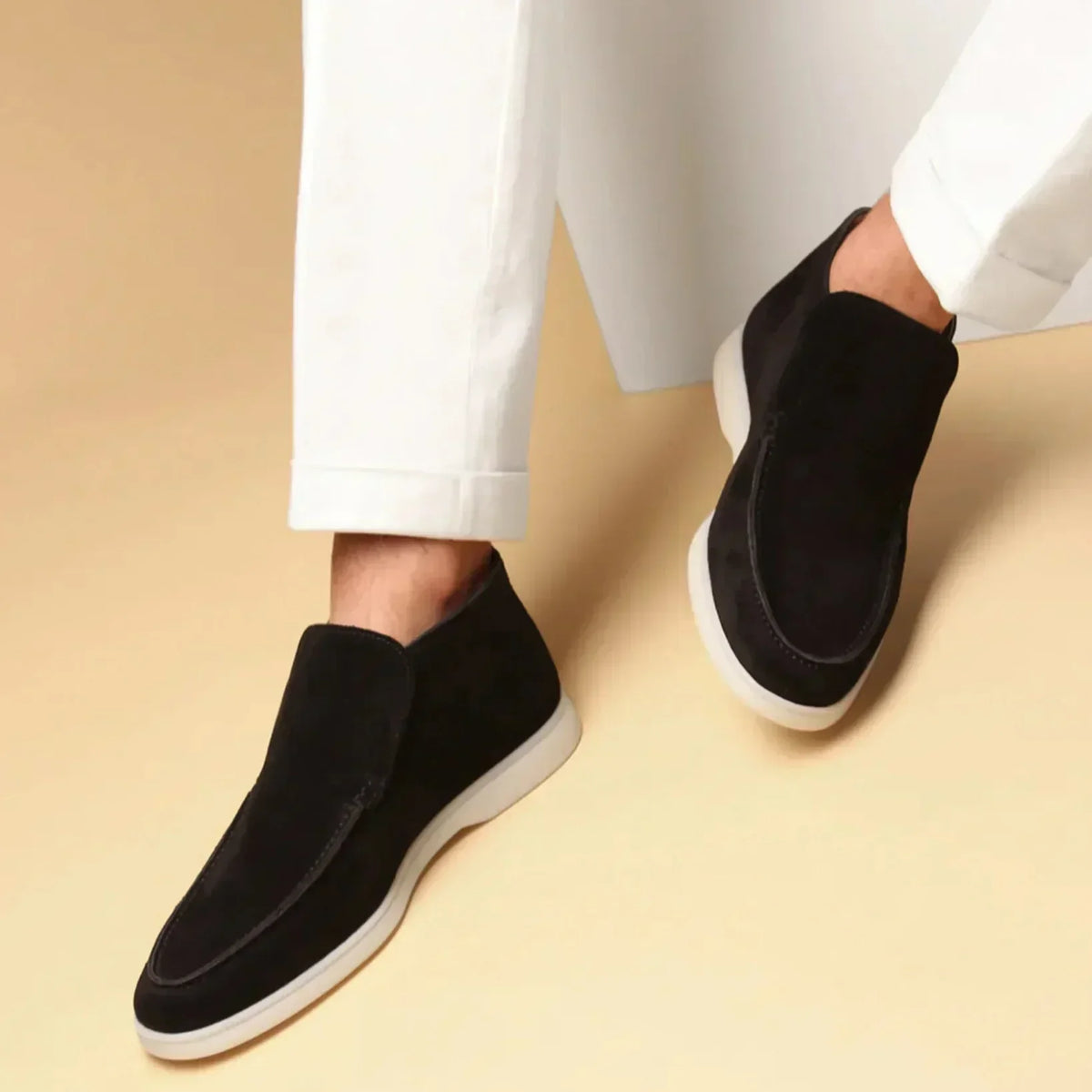 Tuccili Heritage Suede Mid-Cut